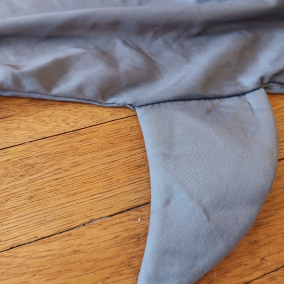 Kids Gray Shark Costume - Picture 4 of 12